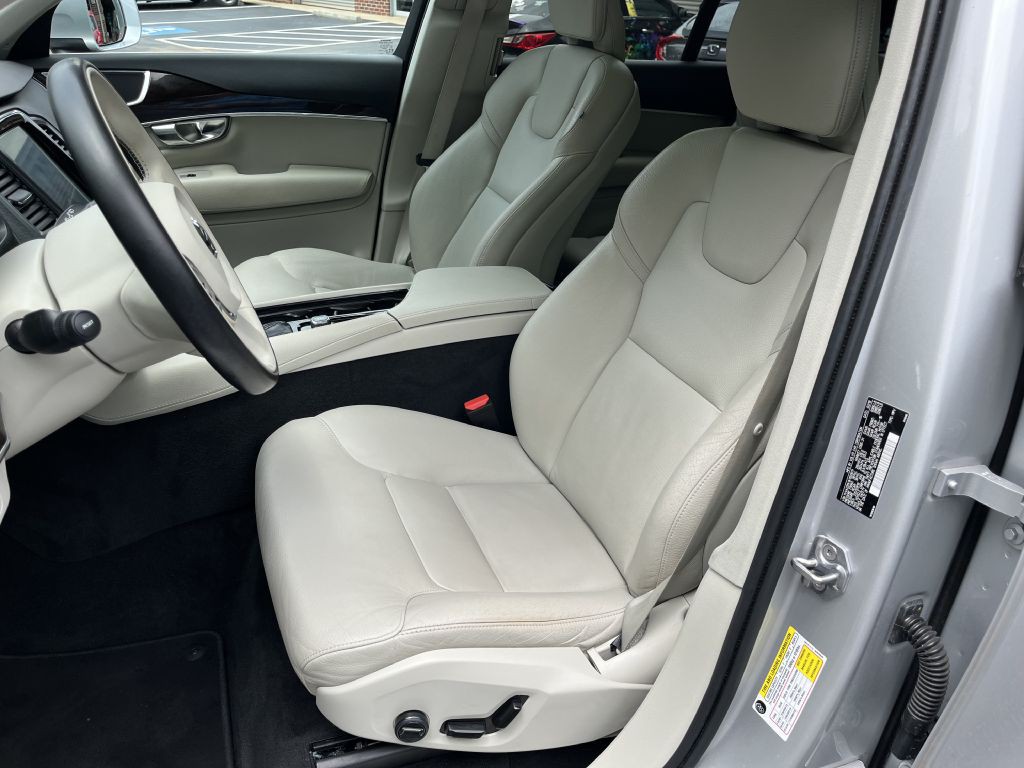 2019 Volvo XC90 Image 10