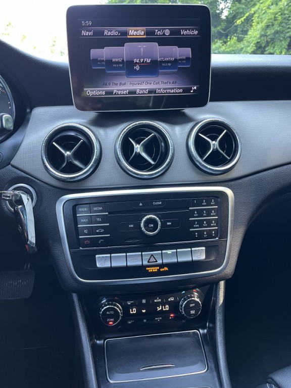 2019 Mercedes-Benz CLA-Class Image 22