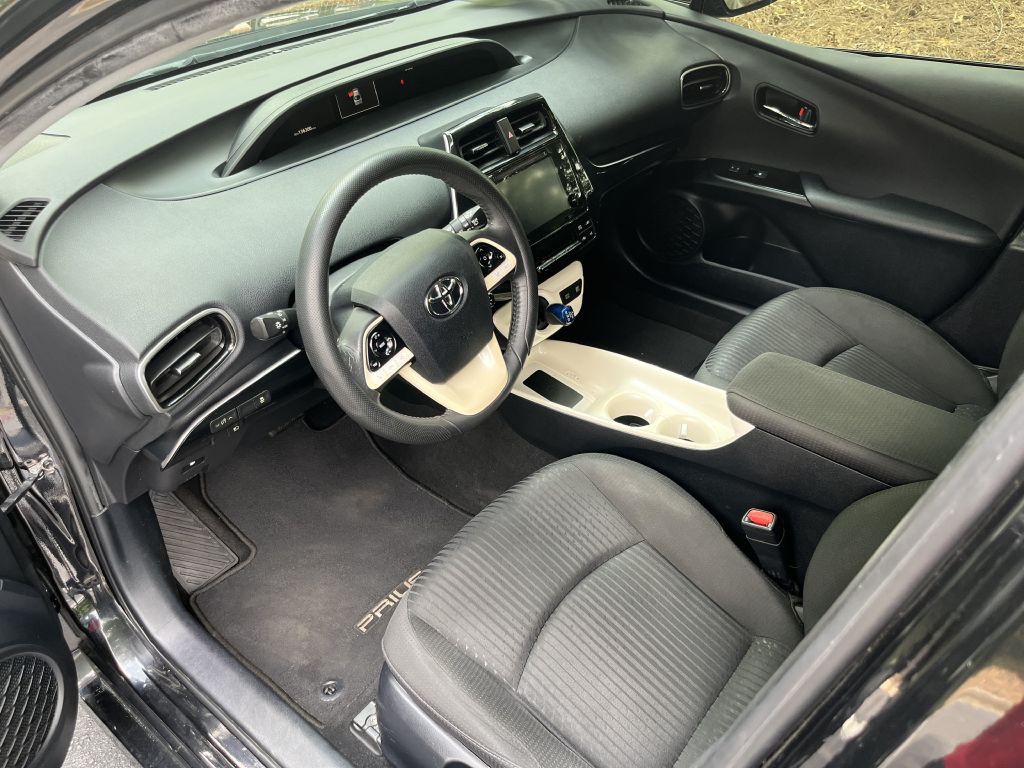 2017 Toyota Prius Image 9