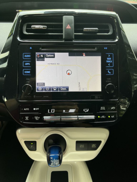 2017 Toyota Prius Image 17
