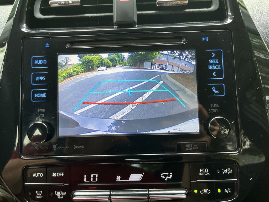 2017 Toyota Prius Image 18