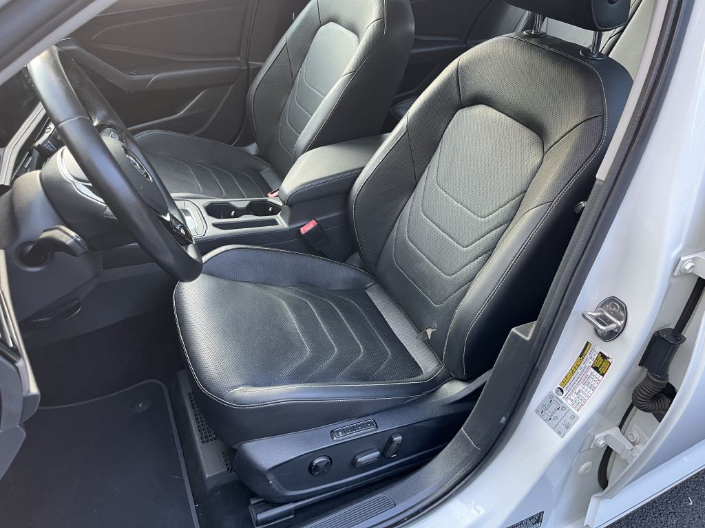 2019 Volkswagen Jetta Image 9