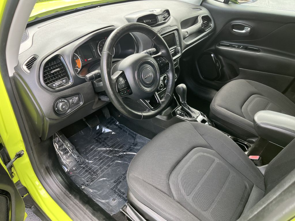 2017 Jeep Renegade Image 9