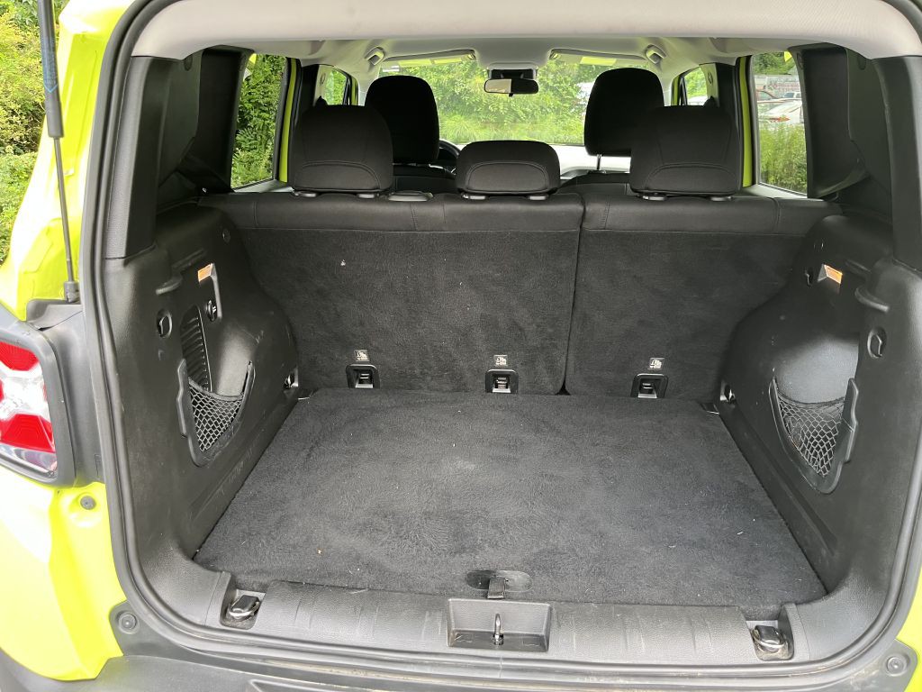 2017 Jeep Renegade Image 14