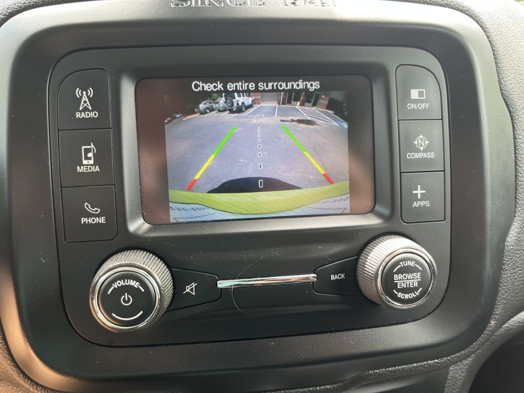 2017 Jeep Renegade Image 22