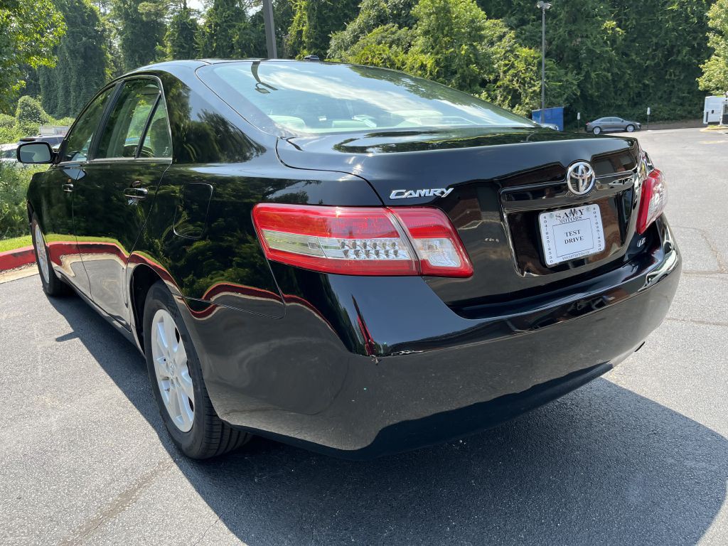 2010 Toyota Camry Image 8