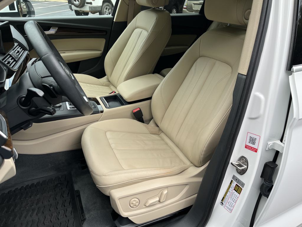 2019 Audi Q5 Image 10