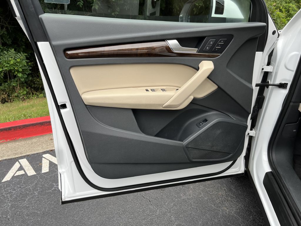 2019 Audi Q5 Image 11