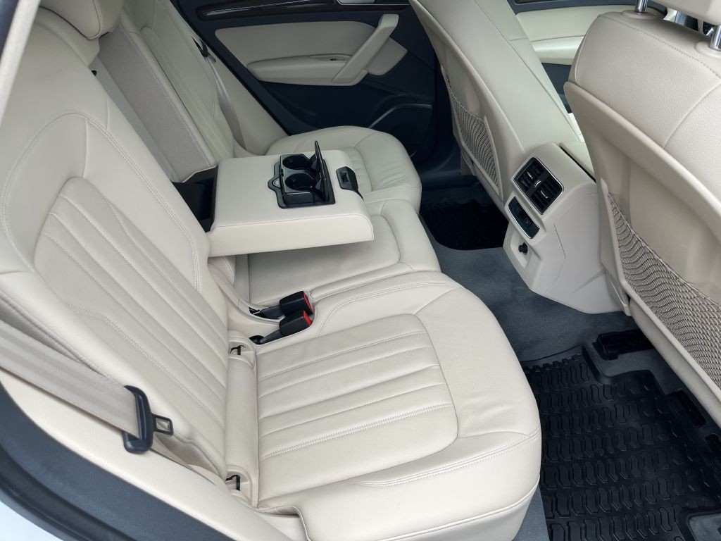 2019 Audi Q5 Image 16