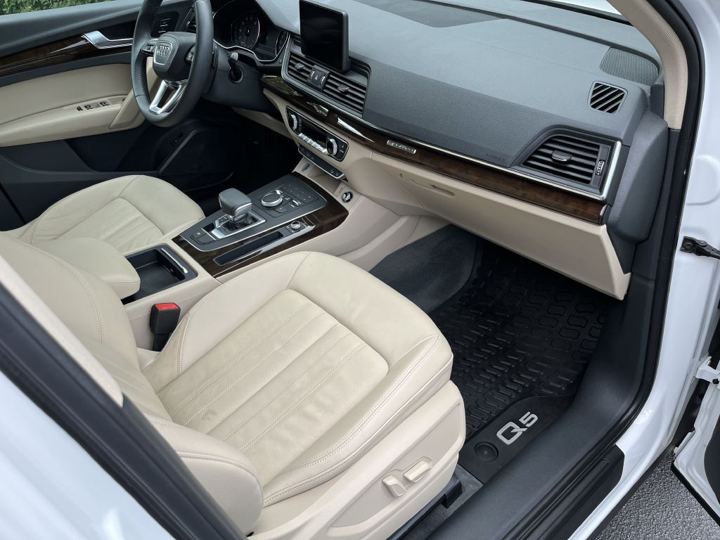 2019 Audi Q5 Image 18