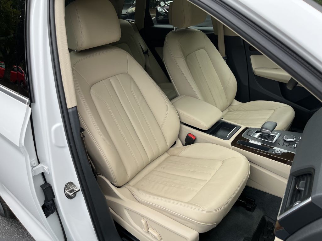 2019 Audi Q5 Image 20