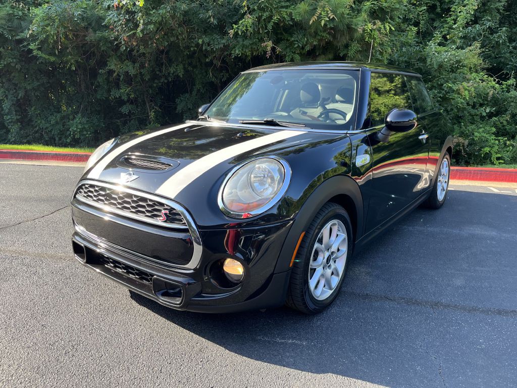 2017 MINI Cooper Image 3
