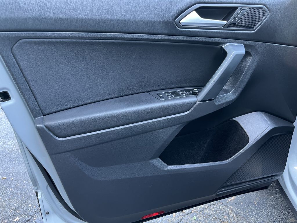 2019 Volkswagen Tiguan Image 19