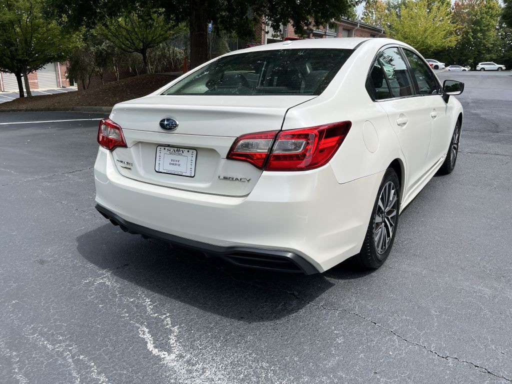 2019 Subaru Legacy Image 8
