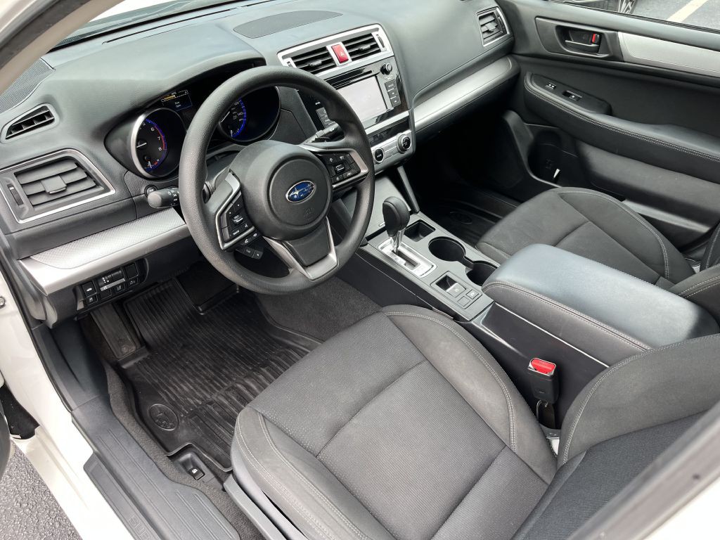 2019 Subaru Legacy Image 10