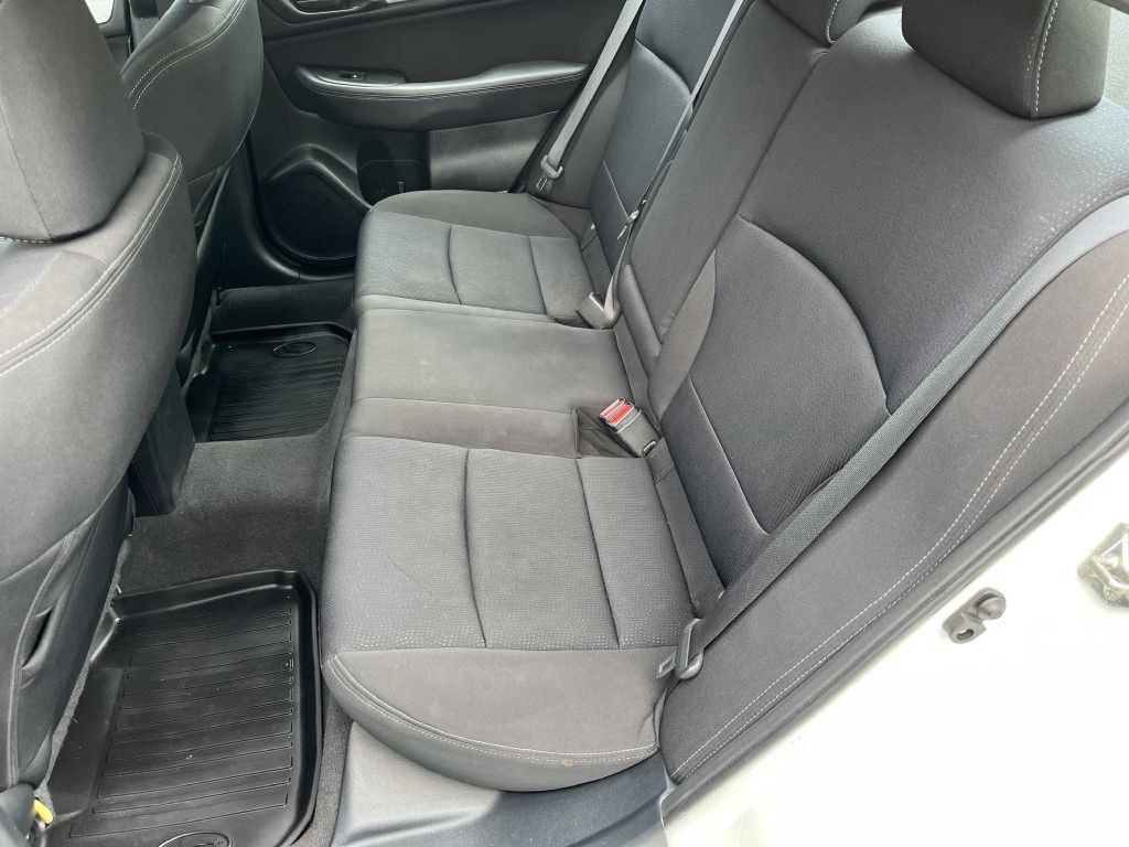 2019 Subaru Legacy Image 12