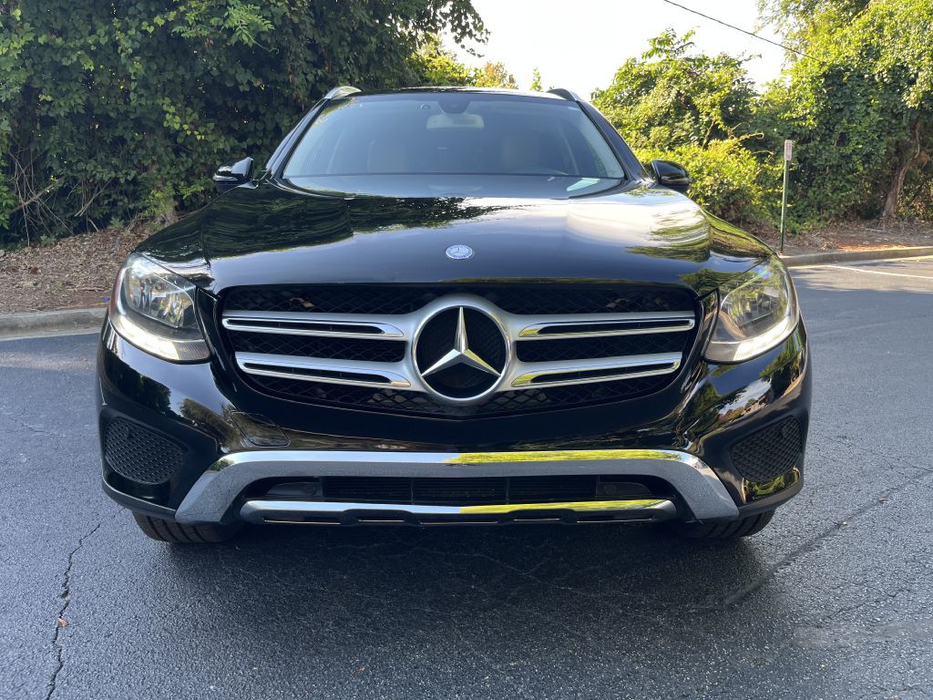 2016 Mercedes-Benz GLC-Class Image 2
