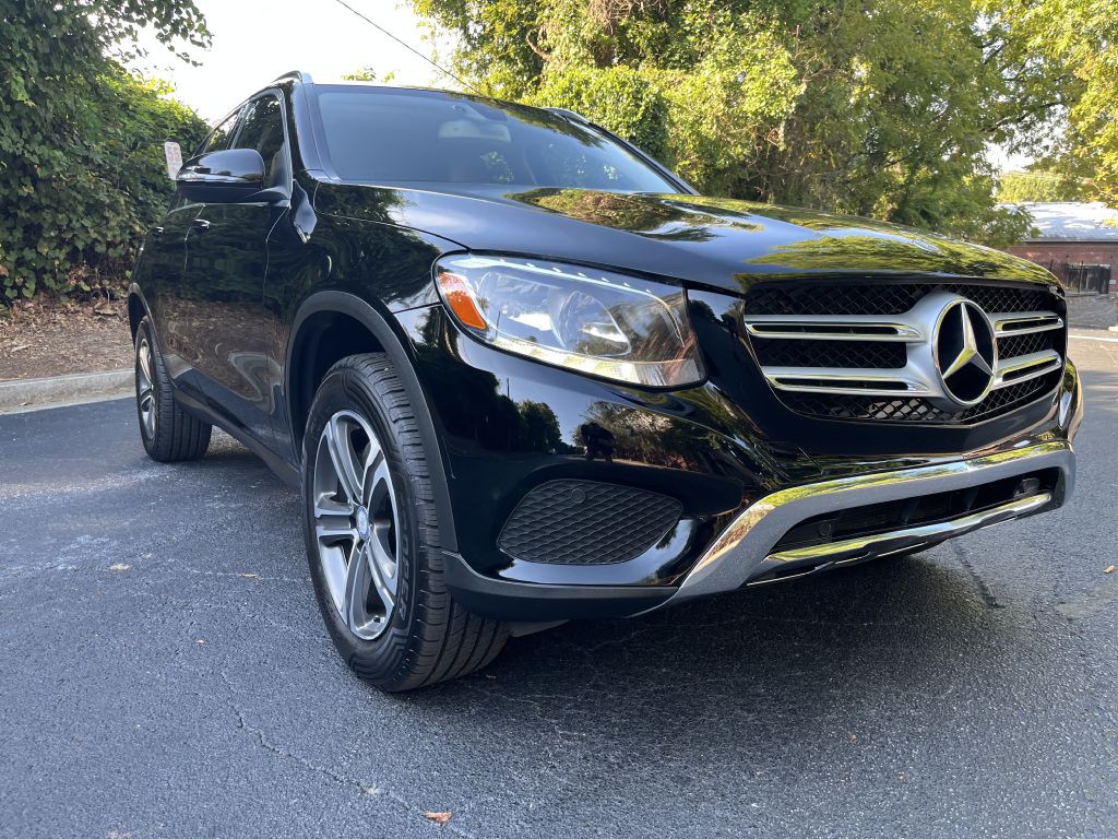 2016 Mercedes-Benz GLC-Class Image 3