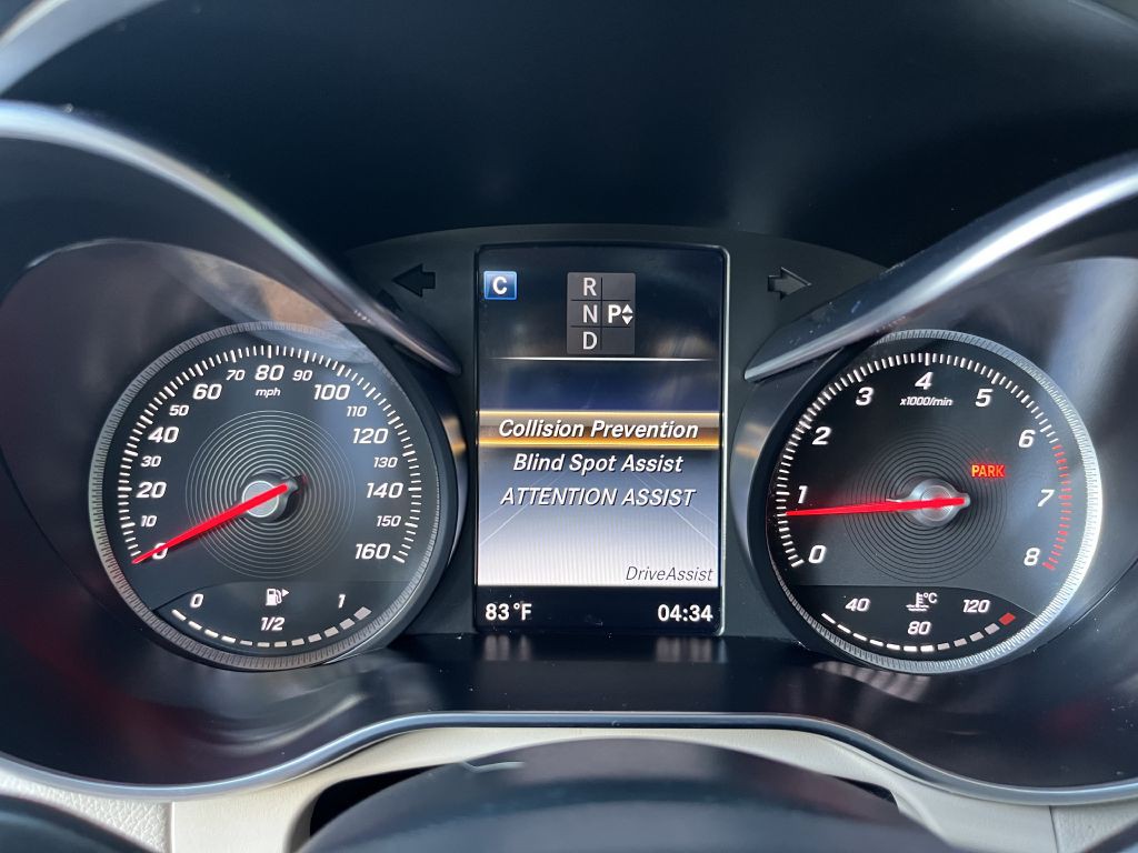 2016 Mercedes-Benz GLC-Class Image 23