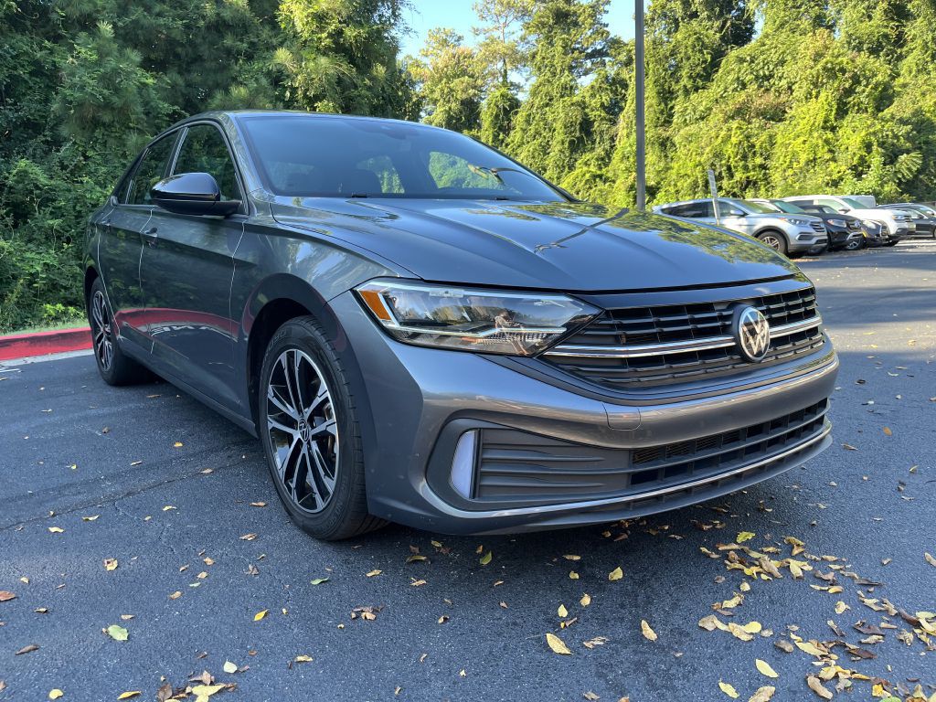 2023 Volkswagen Jetta Image 3