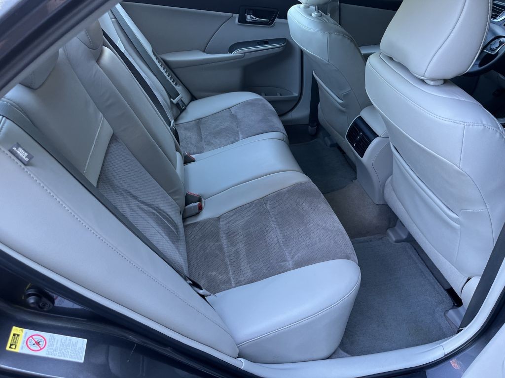 2012 Toyota Camry Image 15