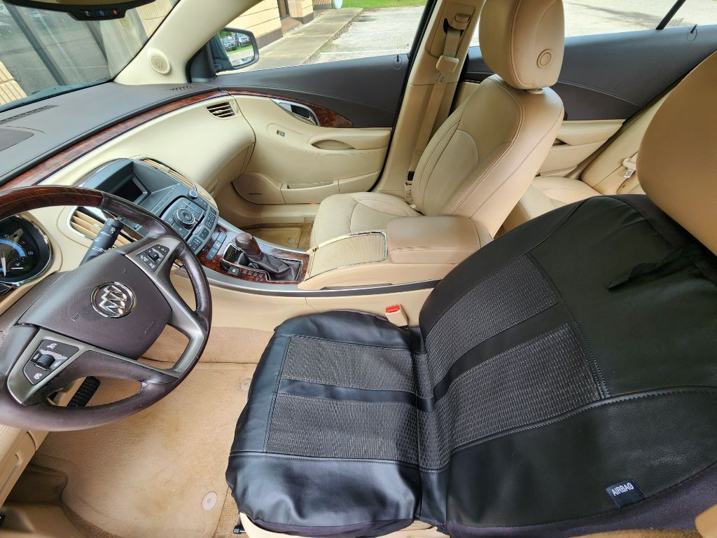2011 Buick Lacrosse Image 7