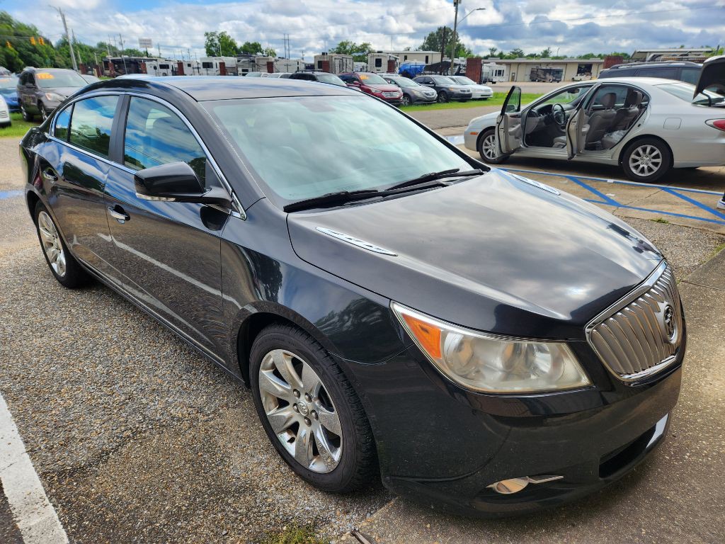 2011 Buick Lacrosse Image 2