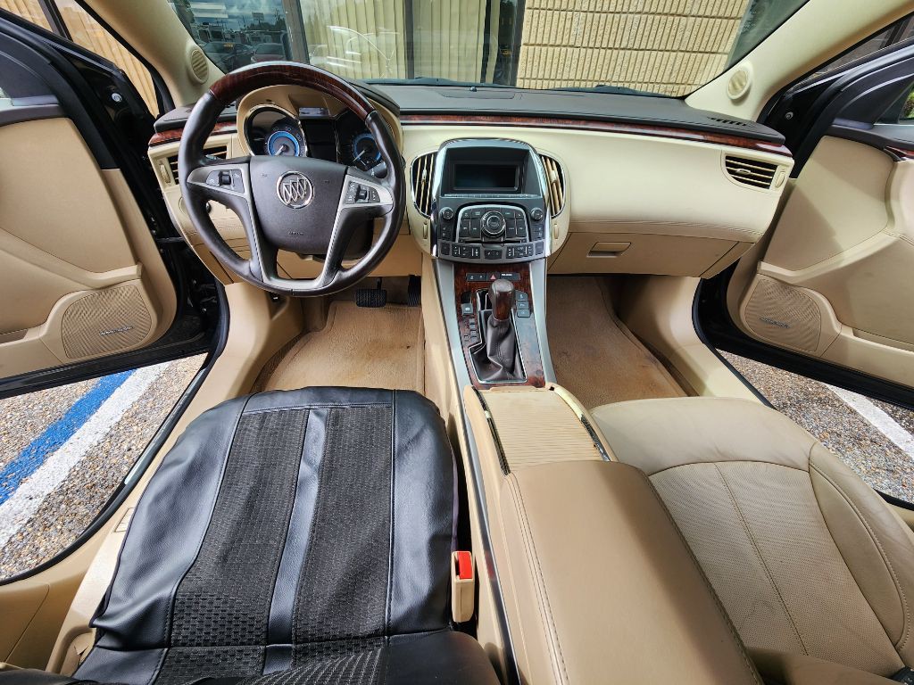 2011 Buick Lacrosse Image 12
