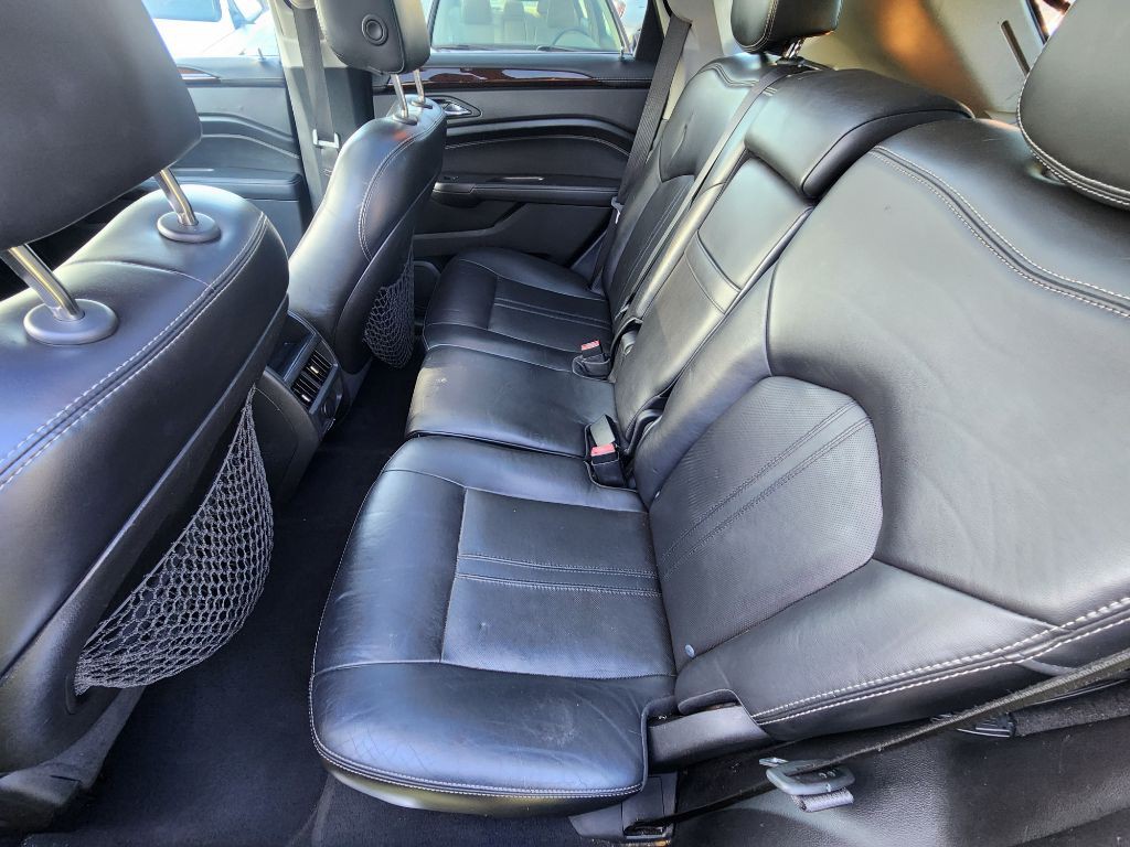 2012 Cadillac SRX Image 16