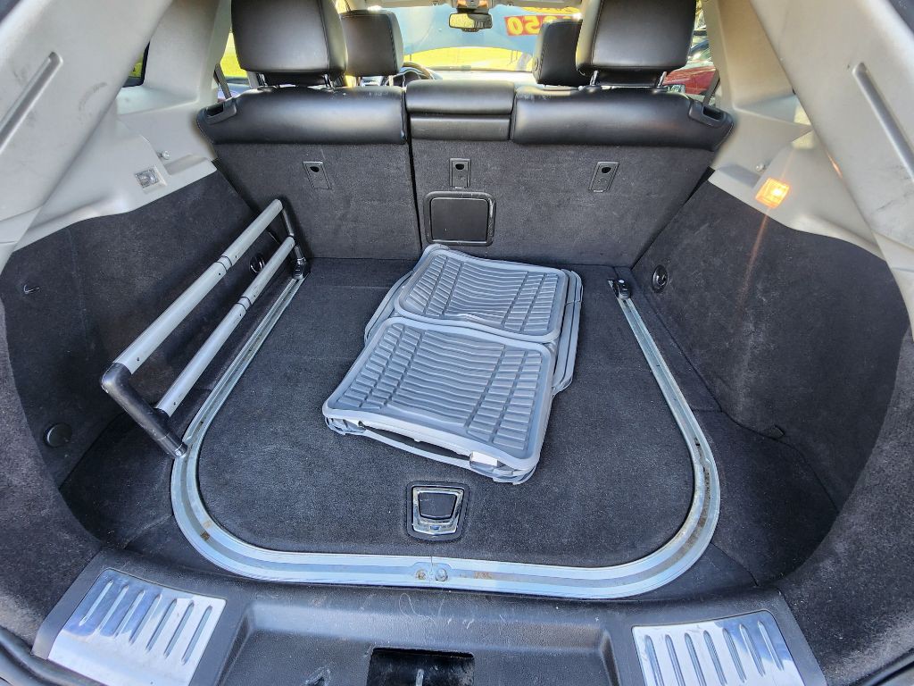 2012 Cadillac SRX Image 18