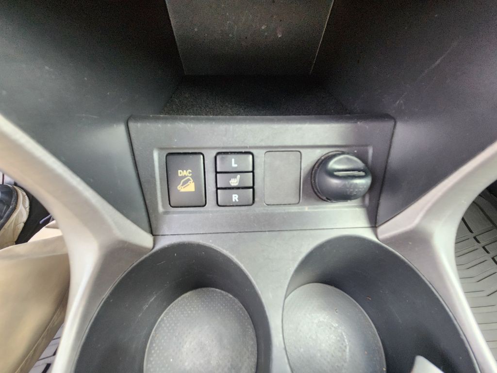 2007 Toyota Rav4 Image 13