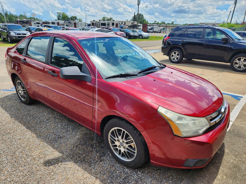 2010 Ford Focus Image 2