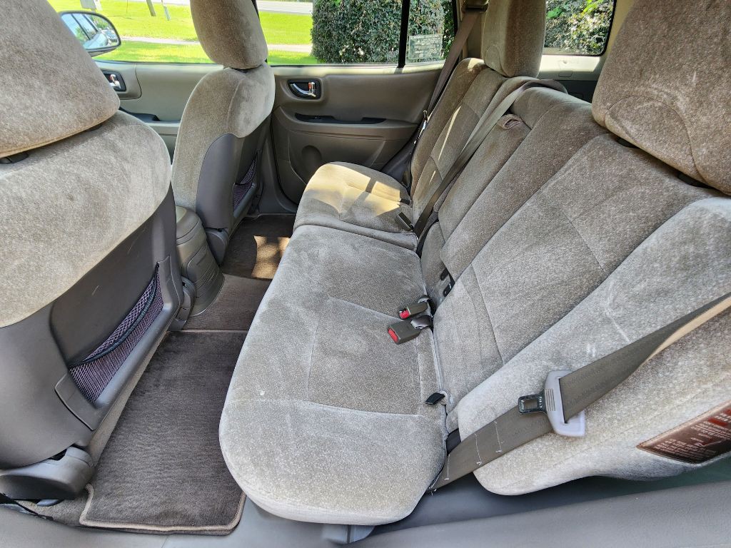 2004 Hyundai Santa Fe Image 7