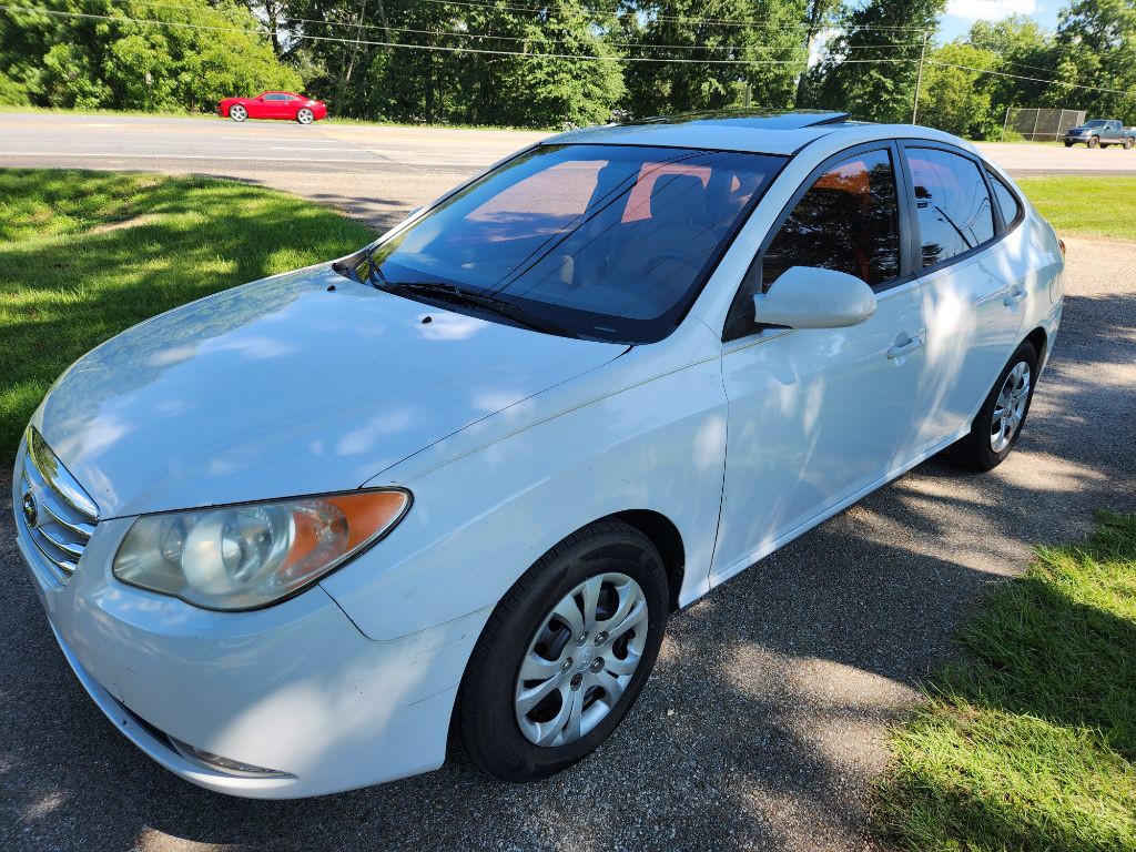 2010 Hyundai Elantra Image 1