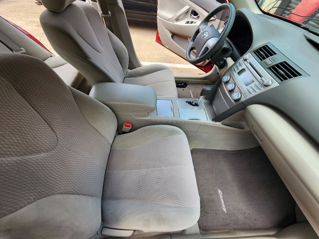 2010 Toyota Camry Image 10
