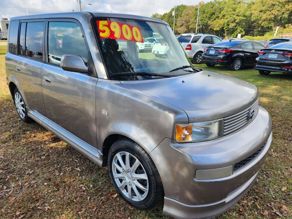 2006 Scion xB Image 2