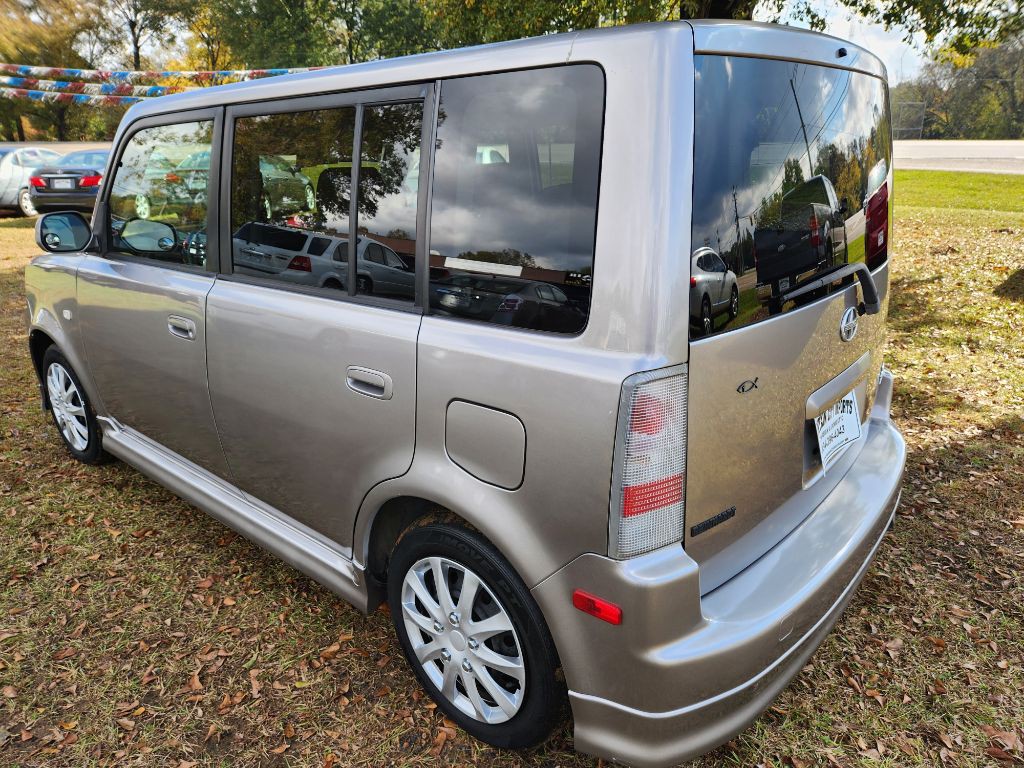2006 Scion xB Image 3