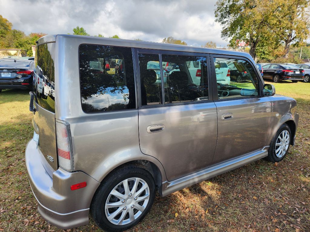 2006 Scion xB Image 6