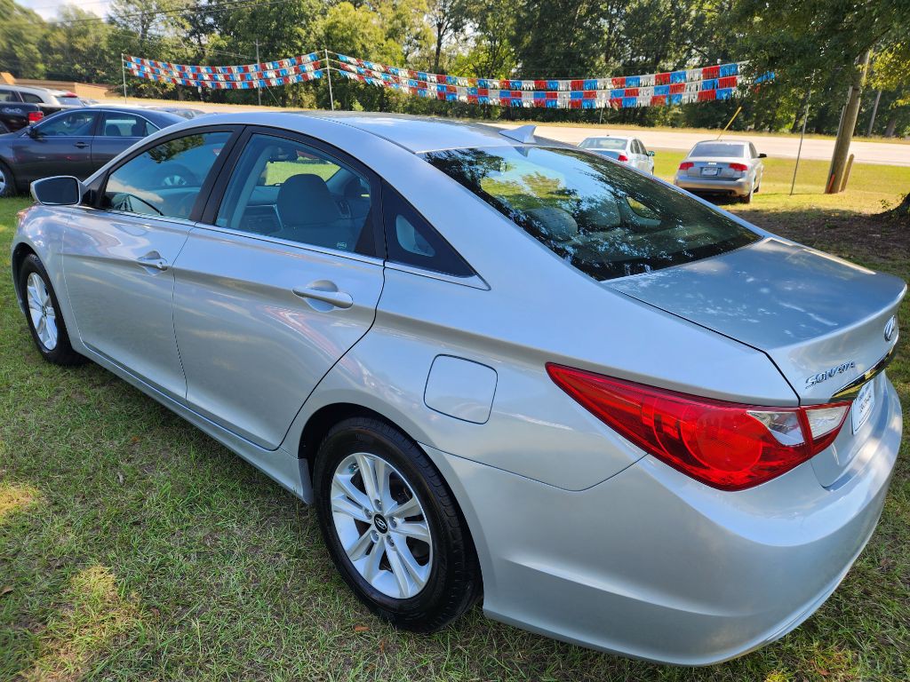 2012 Hyundai Sonata Image 4