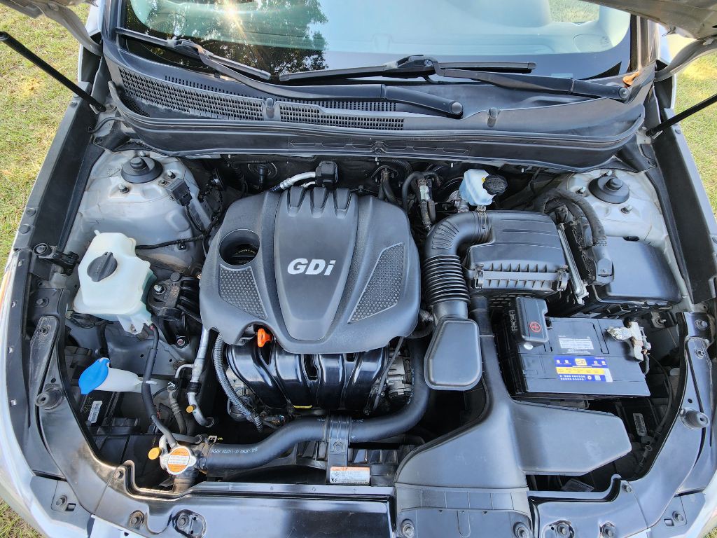 2012 Hyundai Sonata Image 16