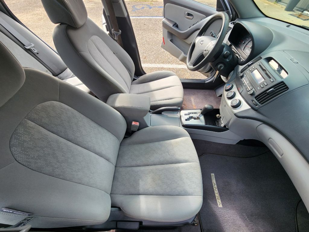 2010 Hyundai Elantra Image 10