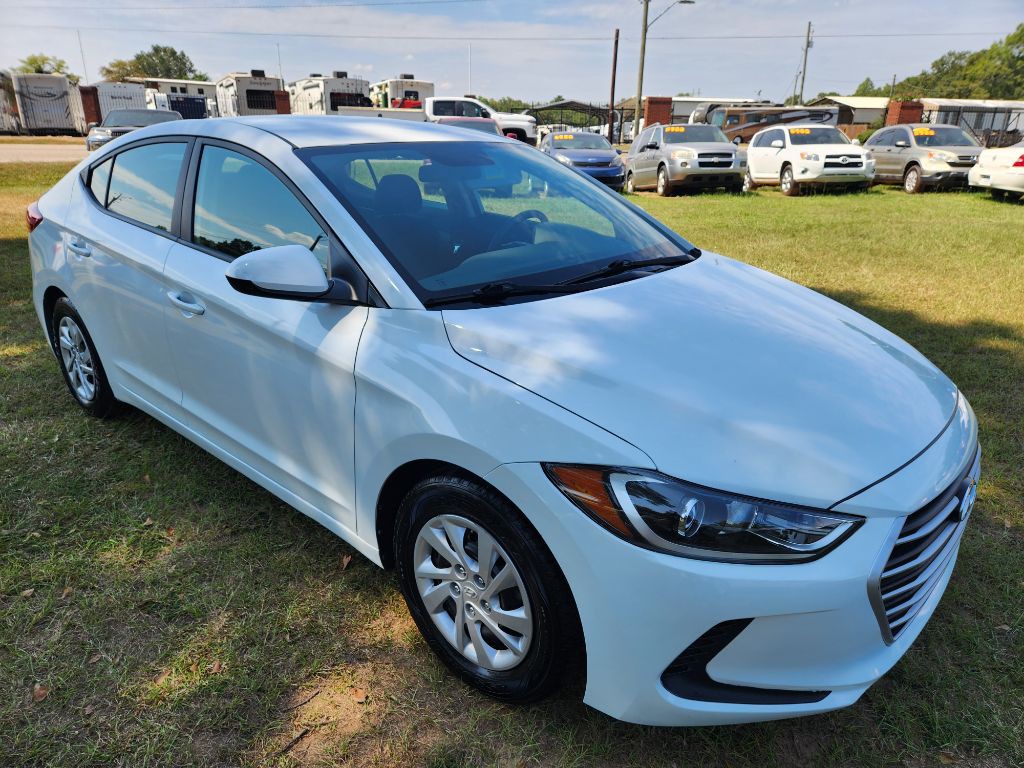 2018 Hyundai Elantra Image 2