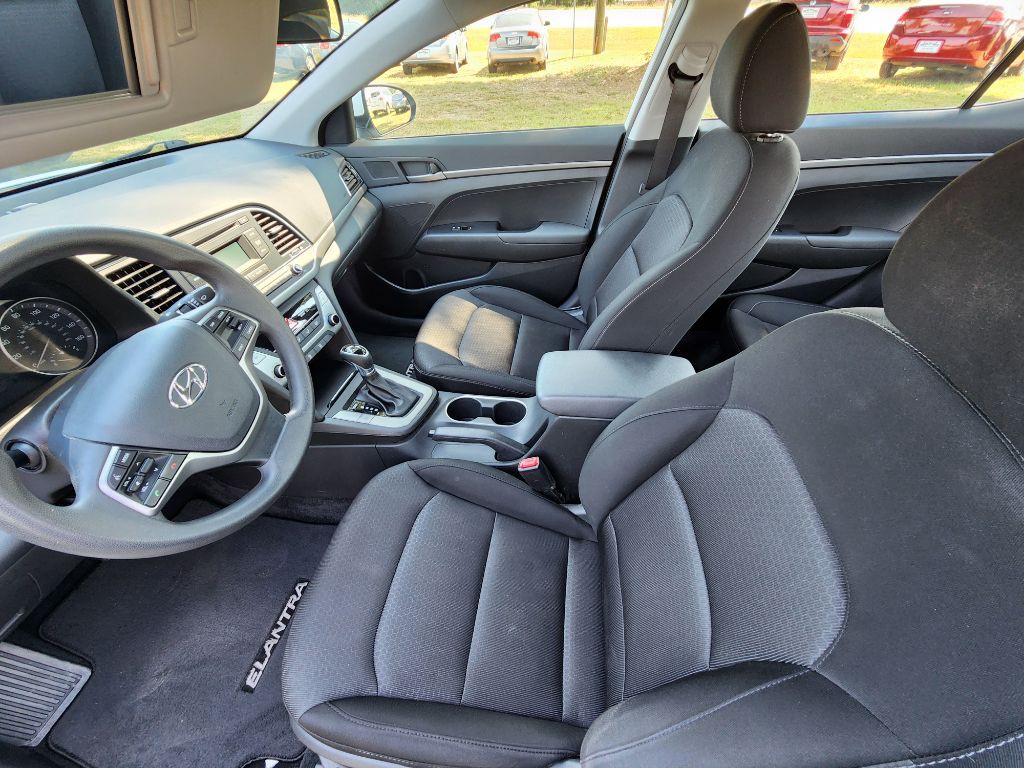 2018 Hyundai Elantra Image 7