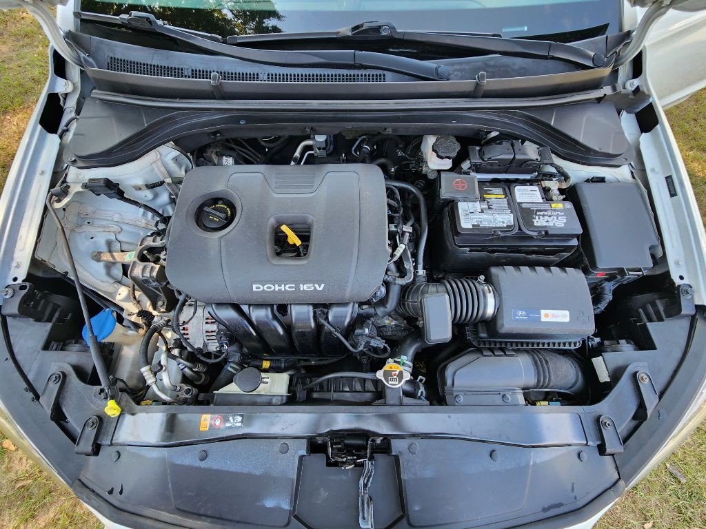 2018 Hyundai Elantra Image 14