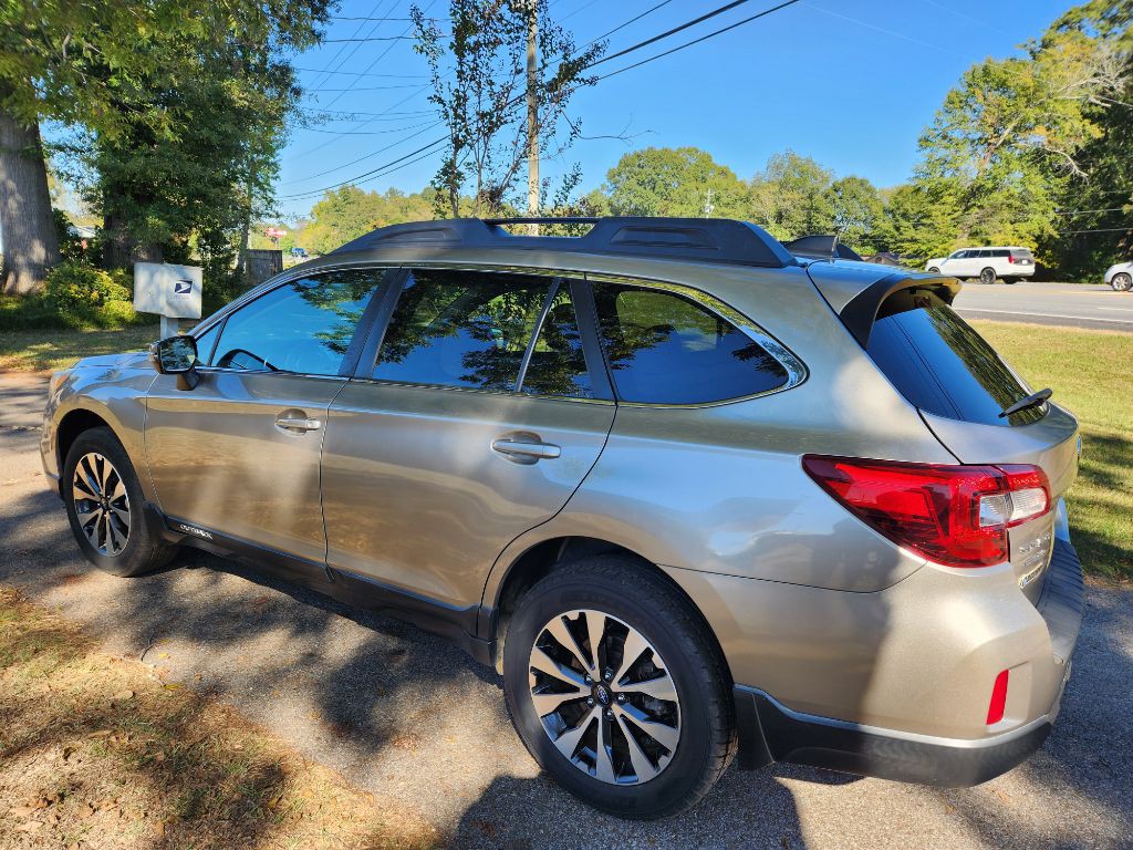 2017 Subaru Outback Image 5
