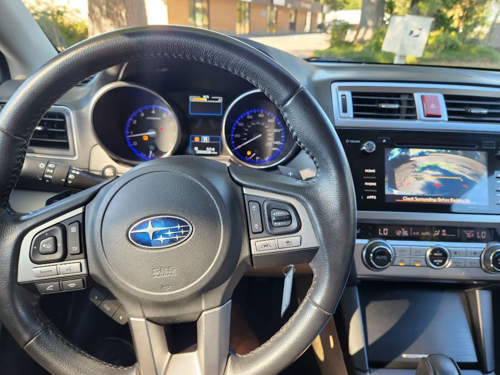 2017 Subaru Outback Image 16