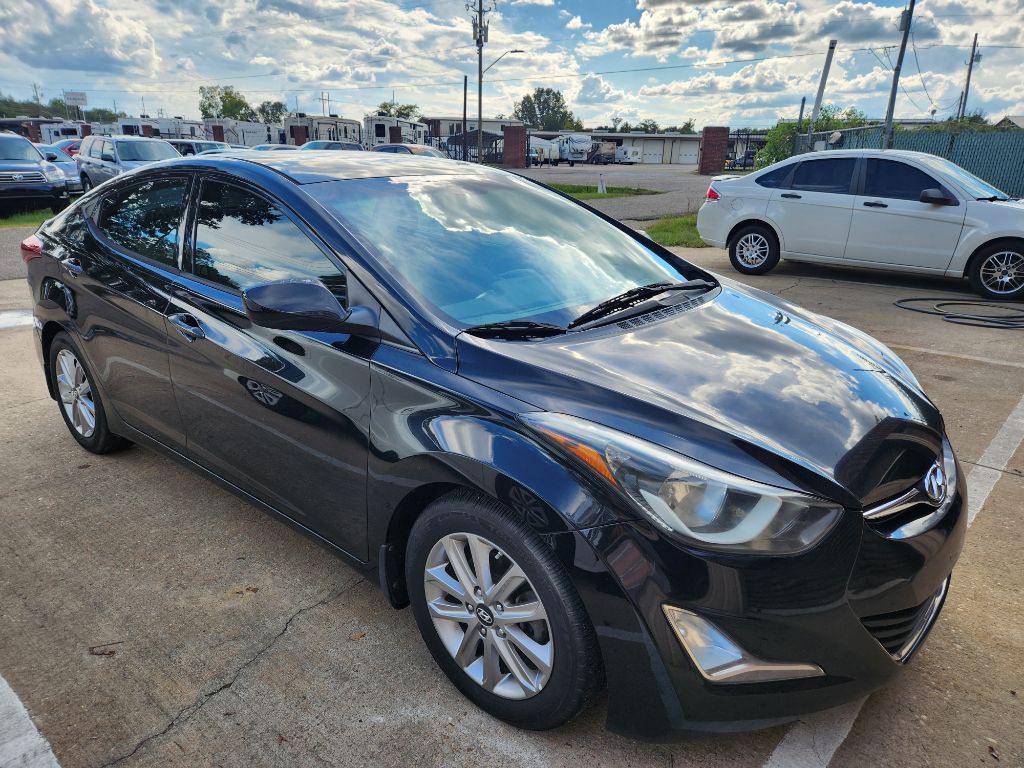 2015 Hyundai Elantra Image 1