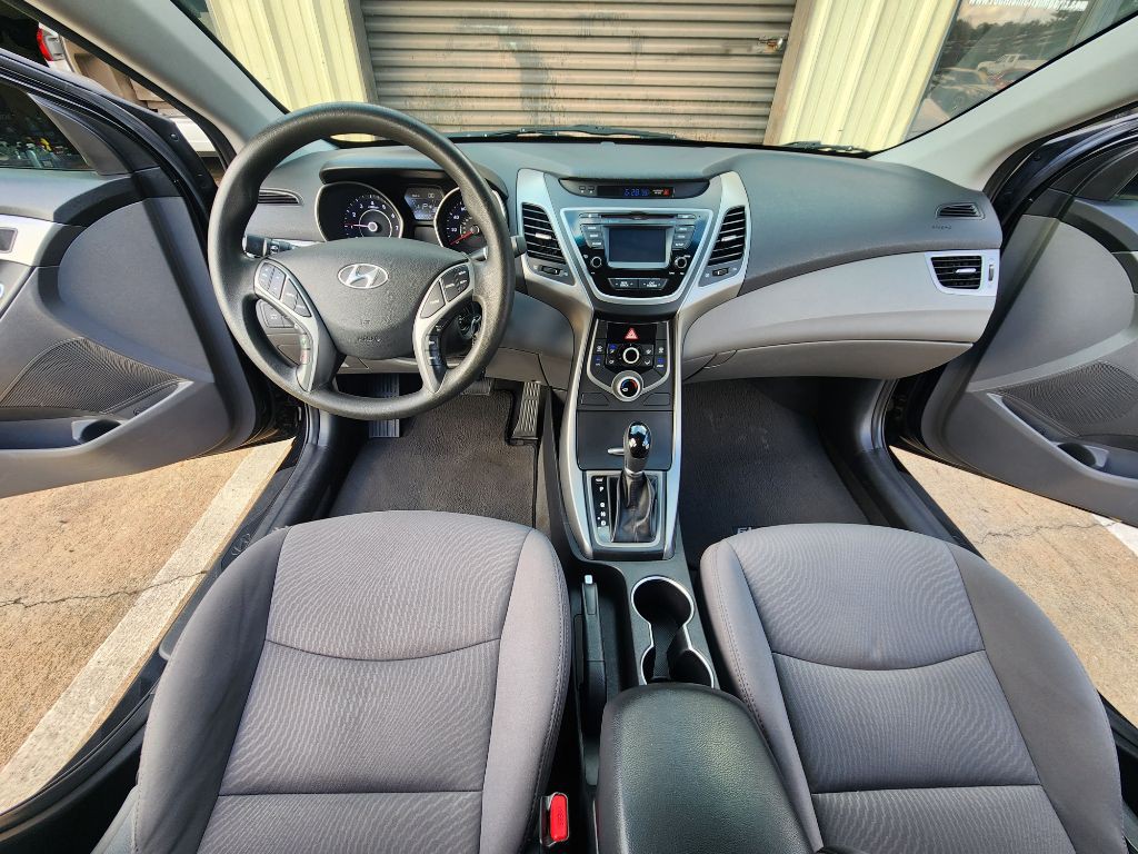 2015 Hyundai Elantra Image 10