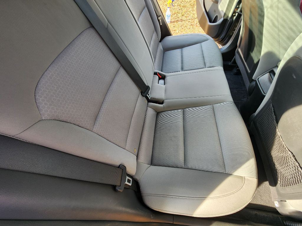 2017 Hyundai Elantra Image 10