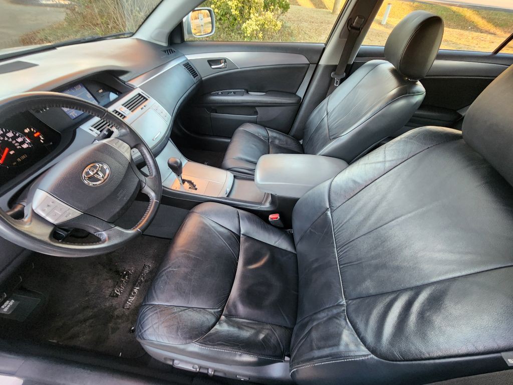 2008 Toyota Avalon Image 6